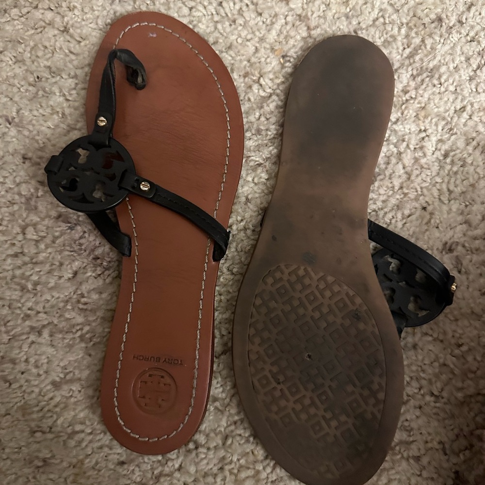 Tory Burch Black Miller Leather Thong Sandals - Picture 2 of 4